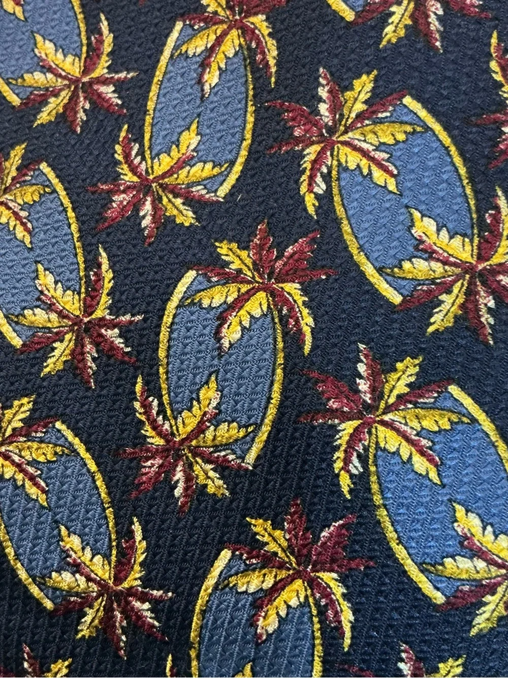 Countess Mara All Silk Tie Made in USA Navy Palm Tree Tropical Novelty Necktie